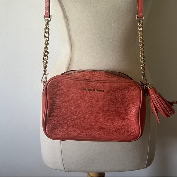 Mint condition MICHAEL MICHAEL KORS Women's Ginny Medium Camera Bag - Rose pink - Picture 4 of 6